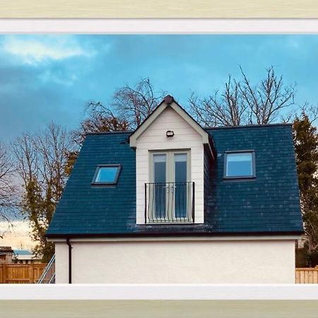 'Wardlaw View' Luxury Studio Apartment With Stunning View Kirkhill Eksteriør billede